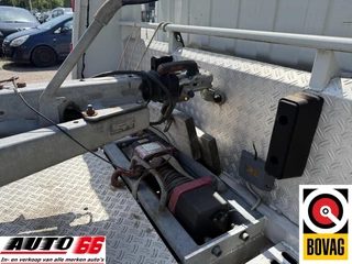 Mitsubishi Canter 2012 - 3C13 3.0 DI 385 Oprijwagen met AIRCO obrazek 5