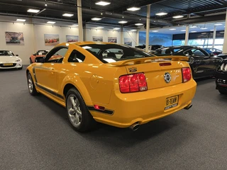 Ford Mustang 2009 - Coupe 4.6i V8 GT Premium 45th Anniversary Edition obrazek 80