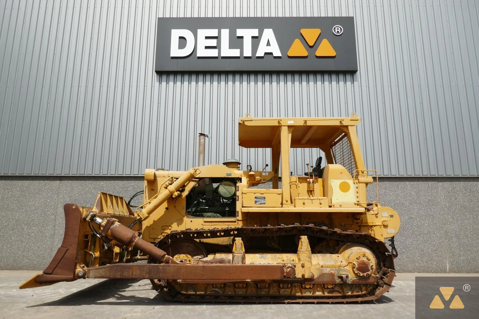 Caterpillar 2009 - D7F Ex-army afbeelding 1