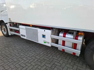 Volvo FH 2021 - FH4-500 / RETARDER / I-SAVE / XL / VEB+ / I-PARKCOOL / ACC / LWDS / 2XTHERMOKING UT1200 / 2X ON STOCK / EURO-6 / 2021 image 12