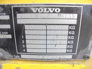 Volvo FM 330 2012 - KASSBOHRER zdjecie 22