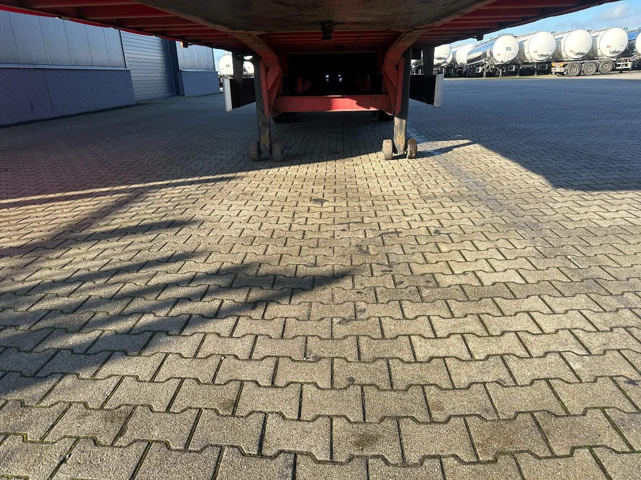 Pacton 2020 - NIEUWE ZEILEN / alu zijborden + planken / hardhouten vloer / NL-trailer / APK: 08-2026 Bild 12