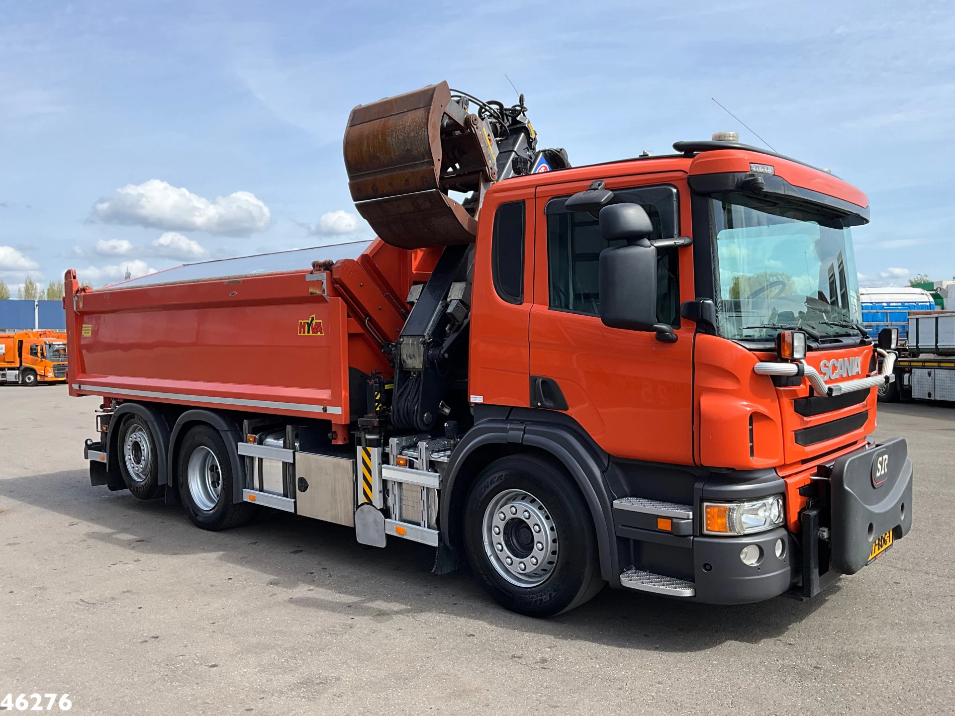 Scania P 2013 - 320 HMF 14 Tonmeter Z-kraan Just 173.443 km! image 5