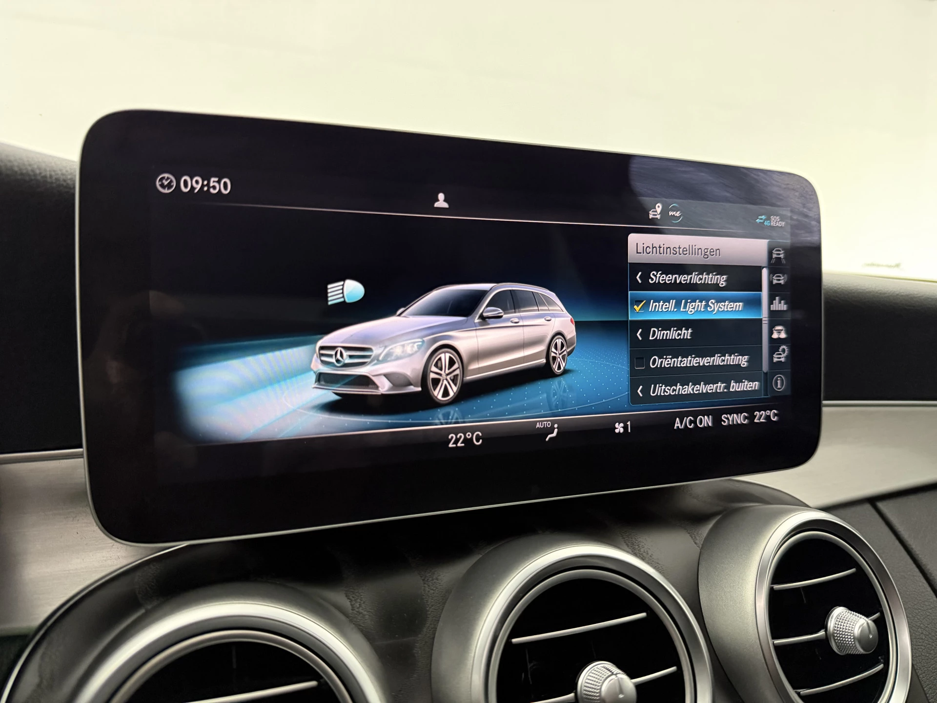 Mercedes-Benz C-Klasse 2020 - 200 Business Solution AMG 184PK afbeelding 29