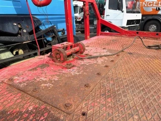 Mercedes-Benz LK 1991 - 814 RECOVERY TRUCK / CAR-MACHINE TRANSPORTER (6-CILINDER / MANUAL GEARBOX / FULL STEEL SUSPENSION / WINCH / HYDRAULIC RAMPS) obrazek 11