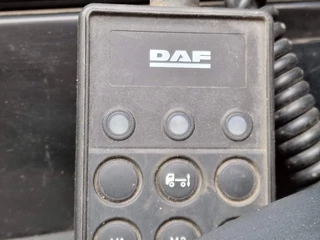 DAF XF 2014 - 106.460 6x2*4 - Palfinger Hooklift - Euro 6 - AS Tronic imagem 22