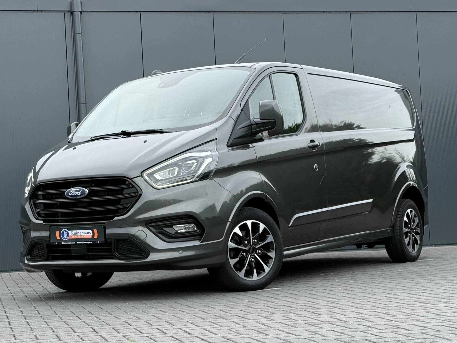 Ford Transit Custom 2020 - 2.0 TDCI 185 PK SPORT / AUTOMAAT / L2H1 / CAMERA / CRUISE / AIRCO / STOELVERW / 17" LMV / LED Bild 20