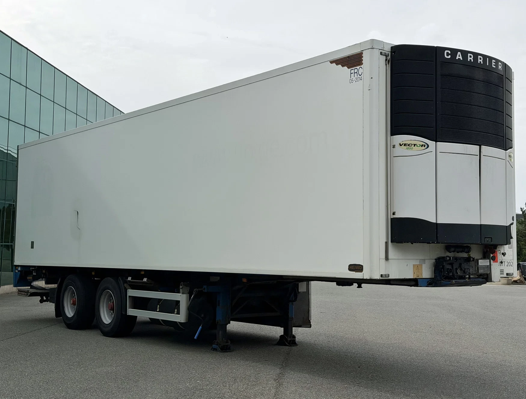 Pacton 2008 - HEIWO ISOLATED BOX STEERING AXLE DRUM BRAKES TAIL LIFT HOLLAND-TRAILER image 7