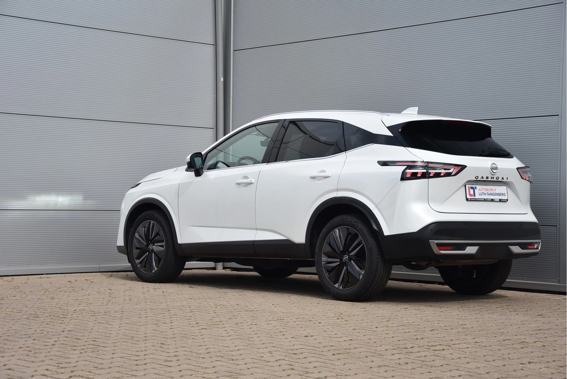 Nissan QASHQAI 2025 - 1.3 MHEV Xtronic Tekna | Cold Pack obrázek 31
