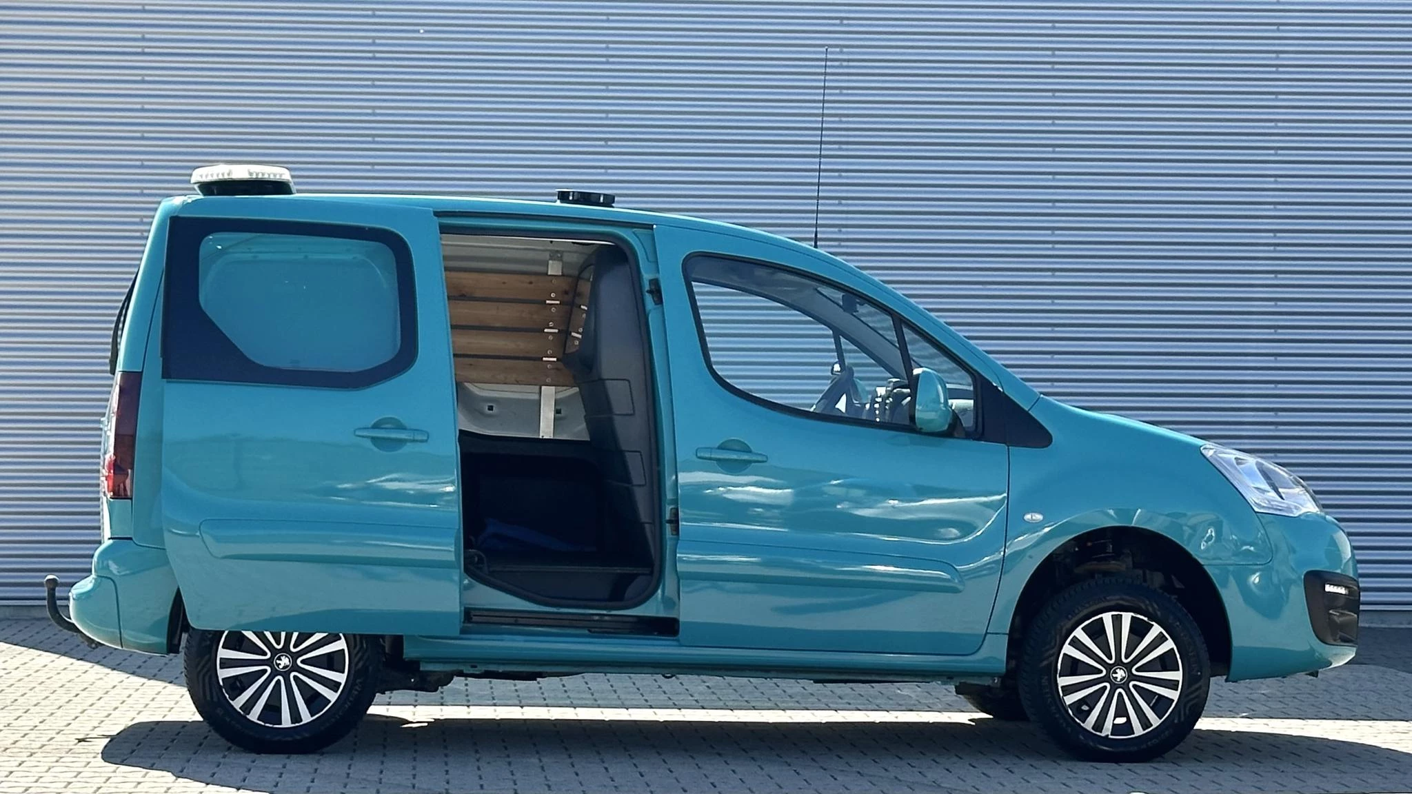 Peugeot Partner 2017 - 4X4 Dangel imagen 3