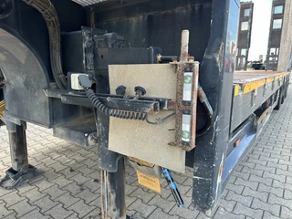 Broshuis N/A 2015 - 3ABSD Lowloader 3-axle / GVW: 53.000kg / Neck: 23.000kg / hydraulic steering + ramps + loading table / 4.60m extendable / winch / liftaxle immagine 20