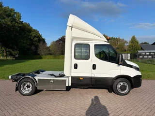 Iveco Daily 2015 - 40 c21 Be trekker 8.8 ton met dubbele cabine image 4