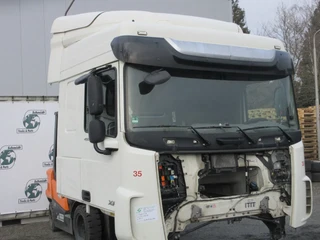 DAF XF 450 - DAF CABINE VOOR ONDERDELEN MODEL 2020 afbeelding 2 miniatuur