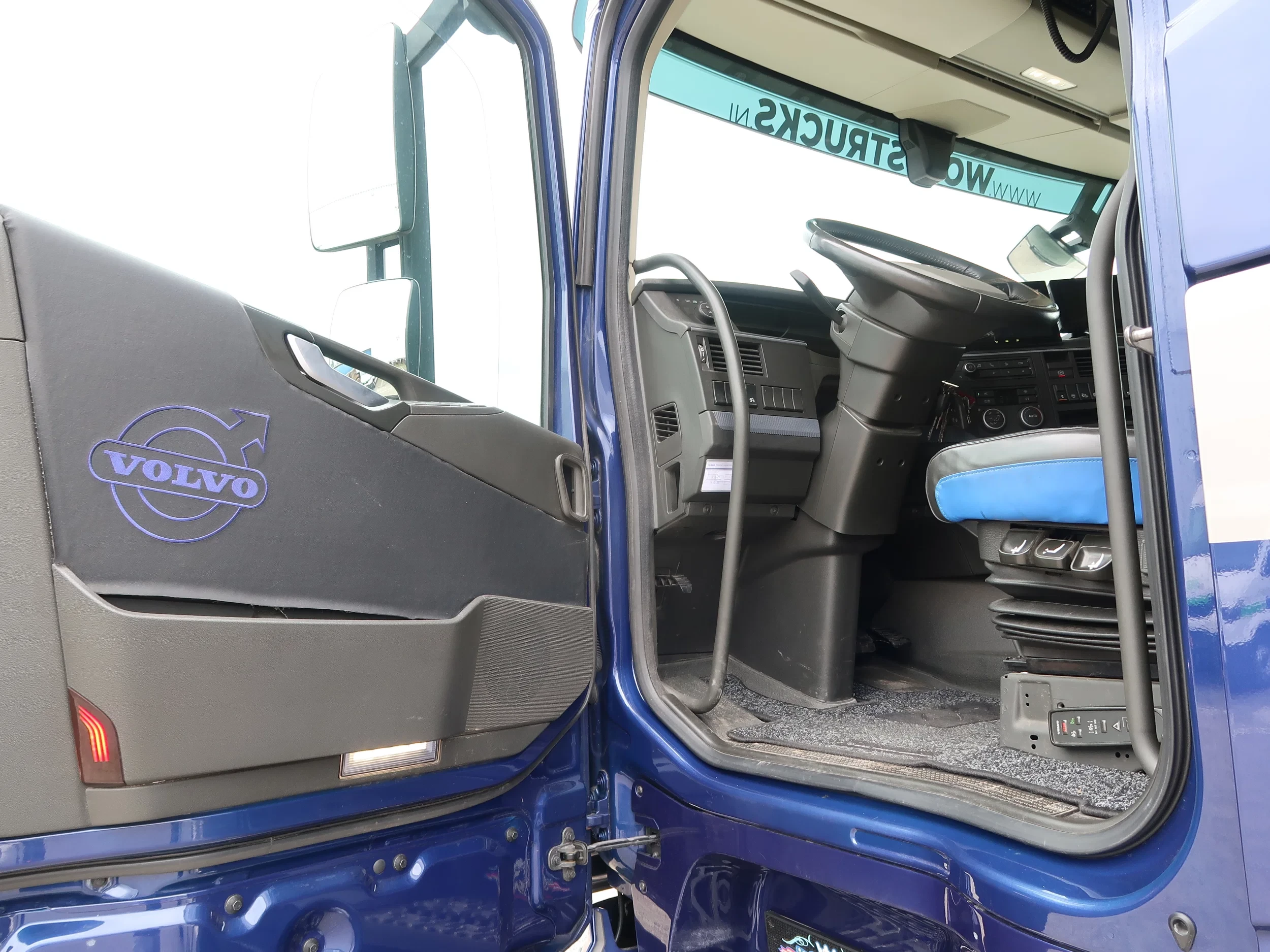 Volvo FH 2021 - 460 i-shift, ACC, i-park cool, NL Truck TOP! obrázek 11