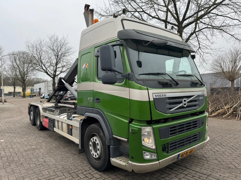 Volvo 2012 - FM 370 EURO 5 EEV 6X2 / I-SHIFT / VDL S-20-6200 obrázek 4