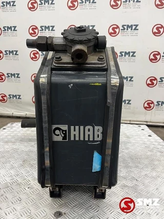 Hiab N/A 2005 - Occ hydraulische tank + bedieningsventiel Hiab imagem 1