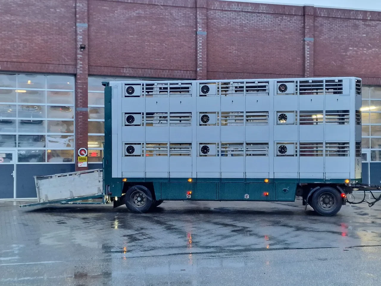 CUPPERS LVA 10-10 AL 2009 - 3 deck livestock trailer - BPW Axle - Folding roof изображение 18