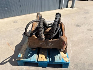 OilQuick N/A 2007 - OQ80 - 325D / 329D / 329E / 330F obrazek 2