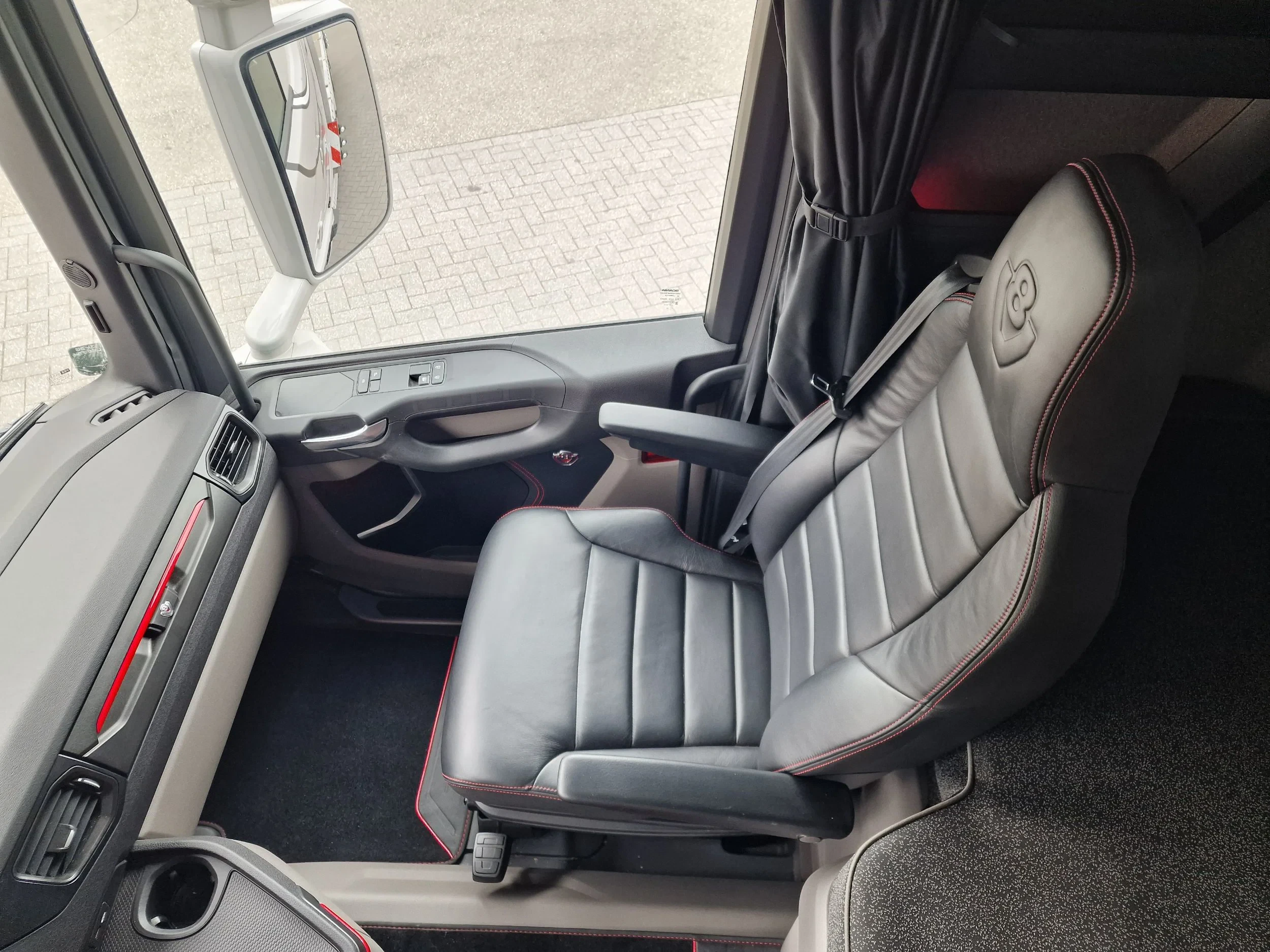 Scania R 2024 - R660 V8 NGS retarder - full air - WB435 - alcoa - steering axle afbeelding 40
