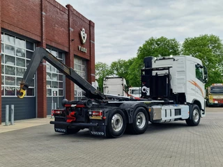 Volvo FH 2018 - 13.540 6x2 - HIAB Hooklift 21T - Retarder - 4.60 WB - Full air obrazek 32