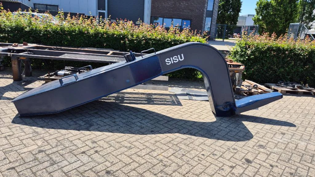 Sisu - Gooseneck 2" image 1
