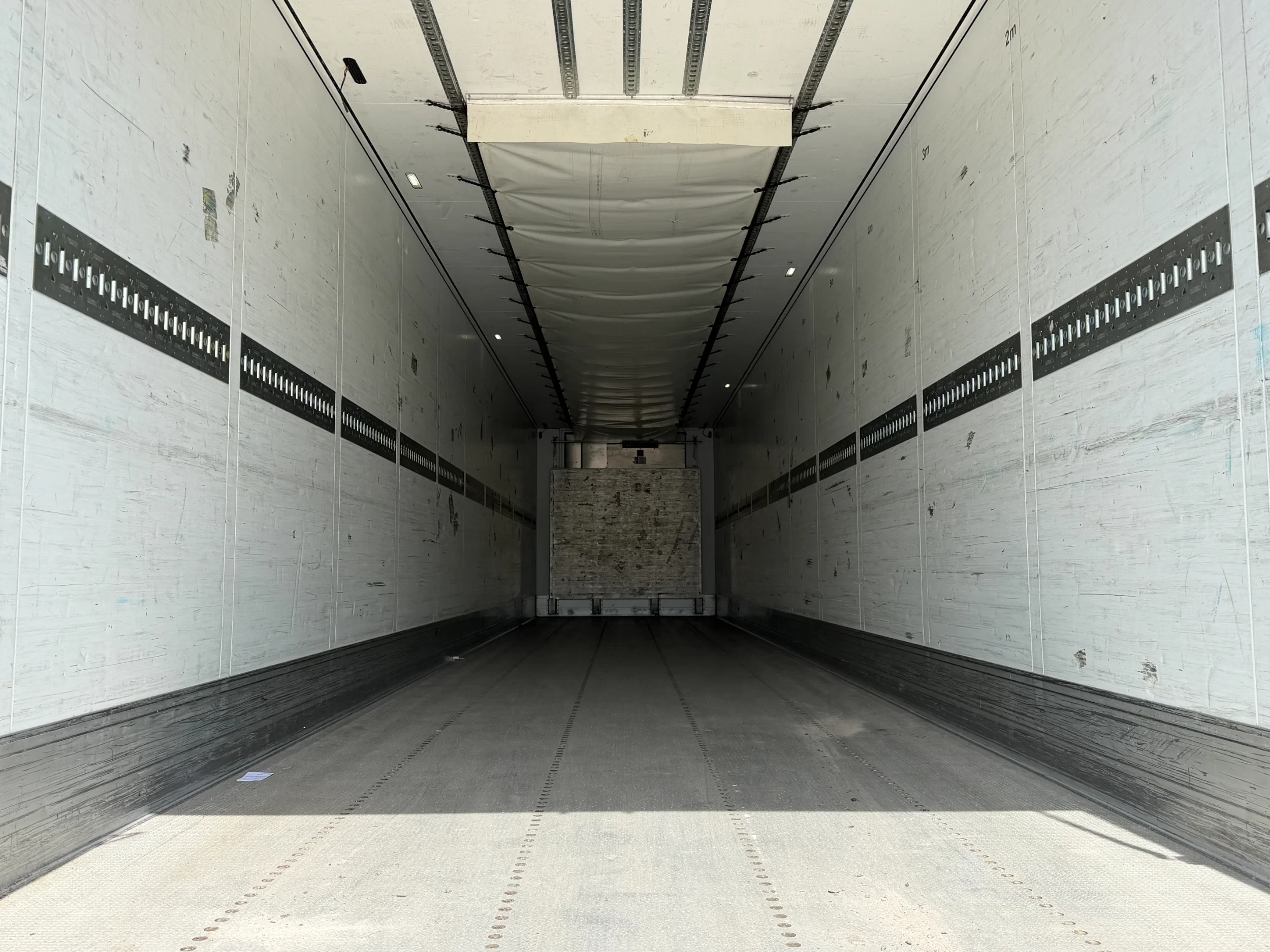 Schmitz Cargobull 2017 - Thermo King SLXi 300 / OV-Laadklep / Lift-AS / Apk! Bild 10