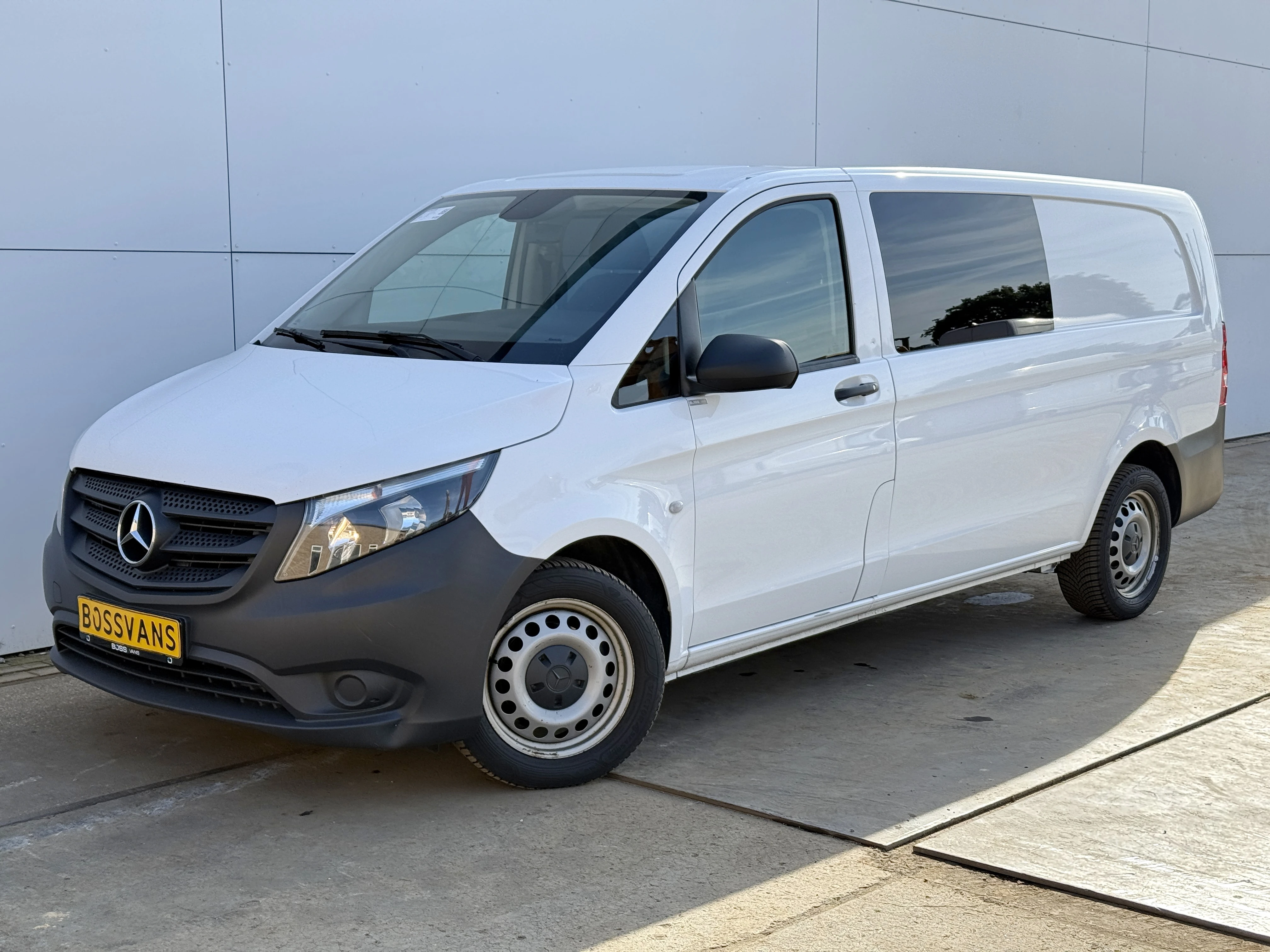Mercedes-Benz Vito 2022 - 114 1.9 CDI DC L3 Dubbele Cabine Mixto Automaat Cruise Control Climate Control Camera Achterklep image 1