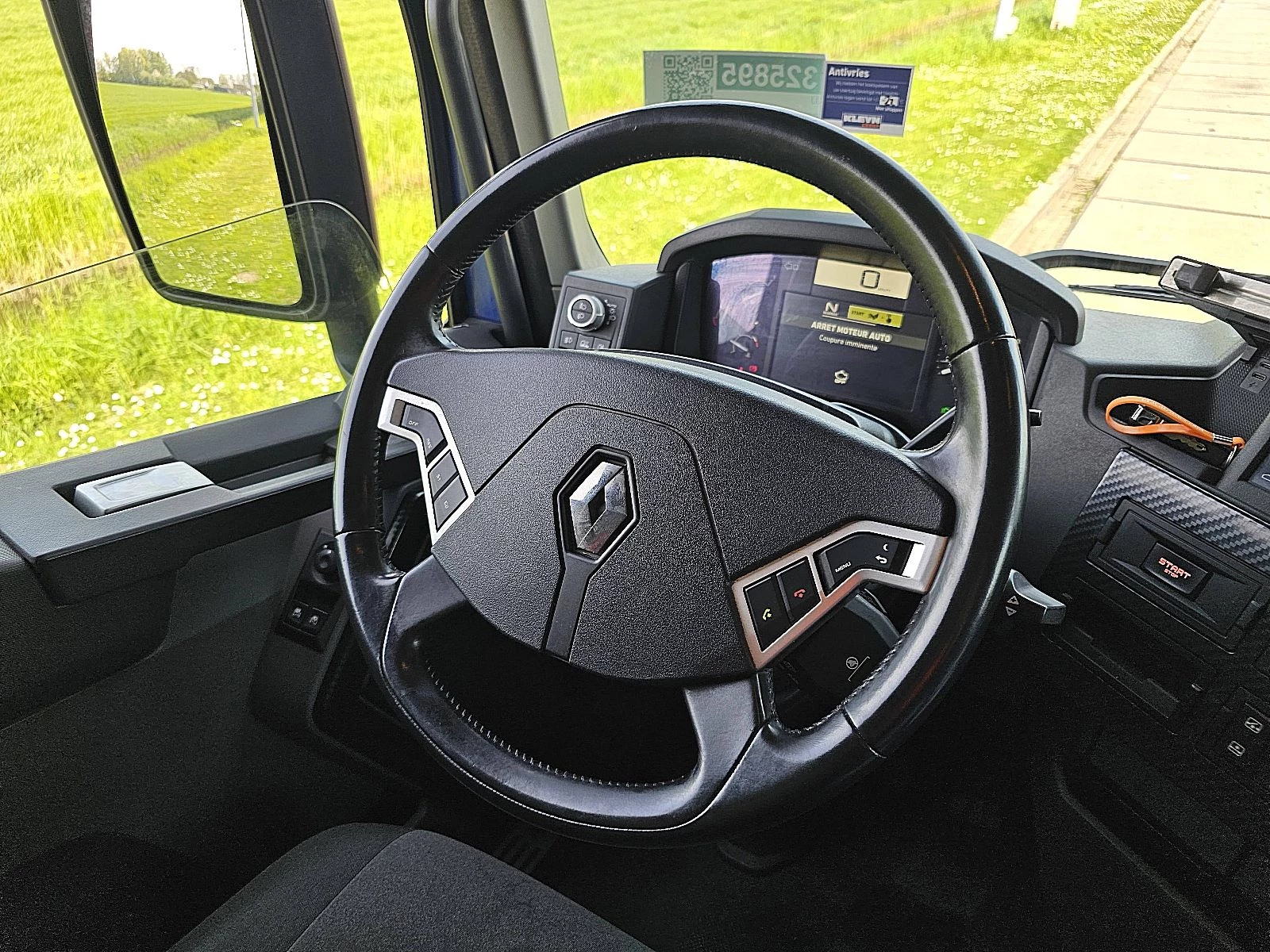 Renault 2023 - T 440 zdjęcie 9