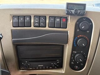 Renault PREMIUM 410 2006 - N/A image 16