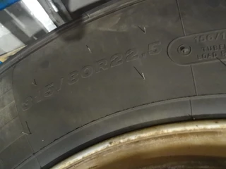 - Geen producent - N/A - BRIDGESTONE 315/80 immagine 3