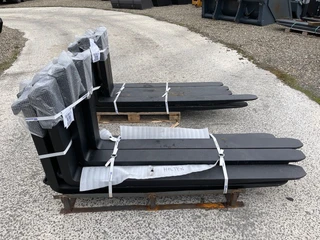 Palletvorken zware uitvoering Palletvorken zware uitvoering Diverse lengtes vorken150-240cm 2021 afbeelding 3 miniatuur