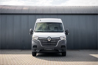 Renault Master 2022 - Bleu DCI 135PK | L2H2 | Nieuw | Navi | 3-Zits | LED | Cruise | Airco bild 3
