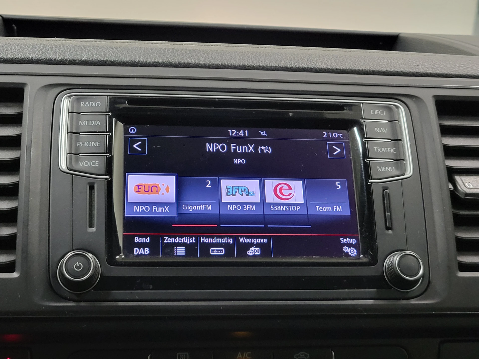 Volkswagen Transporter 2017 - 2.0TDI L2/H1 Inrichting Trekhaak Euro 6! image 11