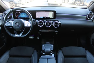 Mercedes-Benz CLA 2021 - Shooting Brake 250e AUT8 AMG Limited NIGHT PAKKET PANORAMADAK MEMORY SFEER TREKHAAK obrazek 2