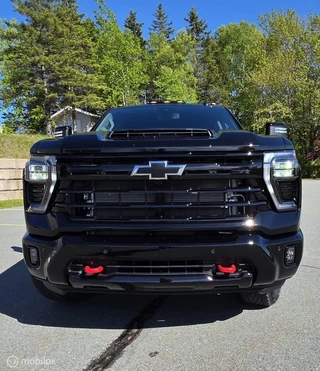 Chevrolet 6.6 V8 Duramax 2026 - Trail Boss image 2