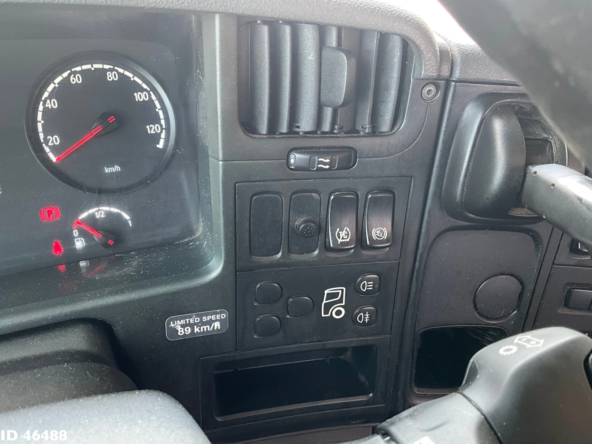 Scania P 2015 - 320 Euro 6 Hyvalift 14 Ton portaalarmsysteem afbeelding 18