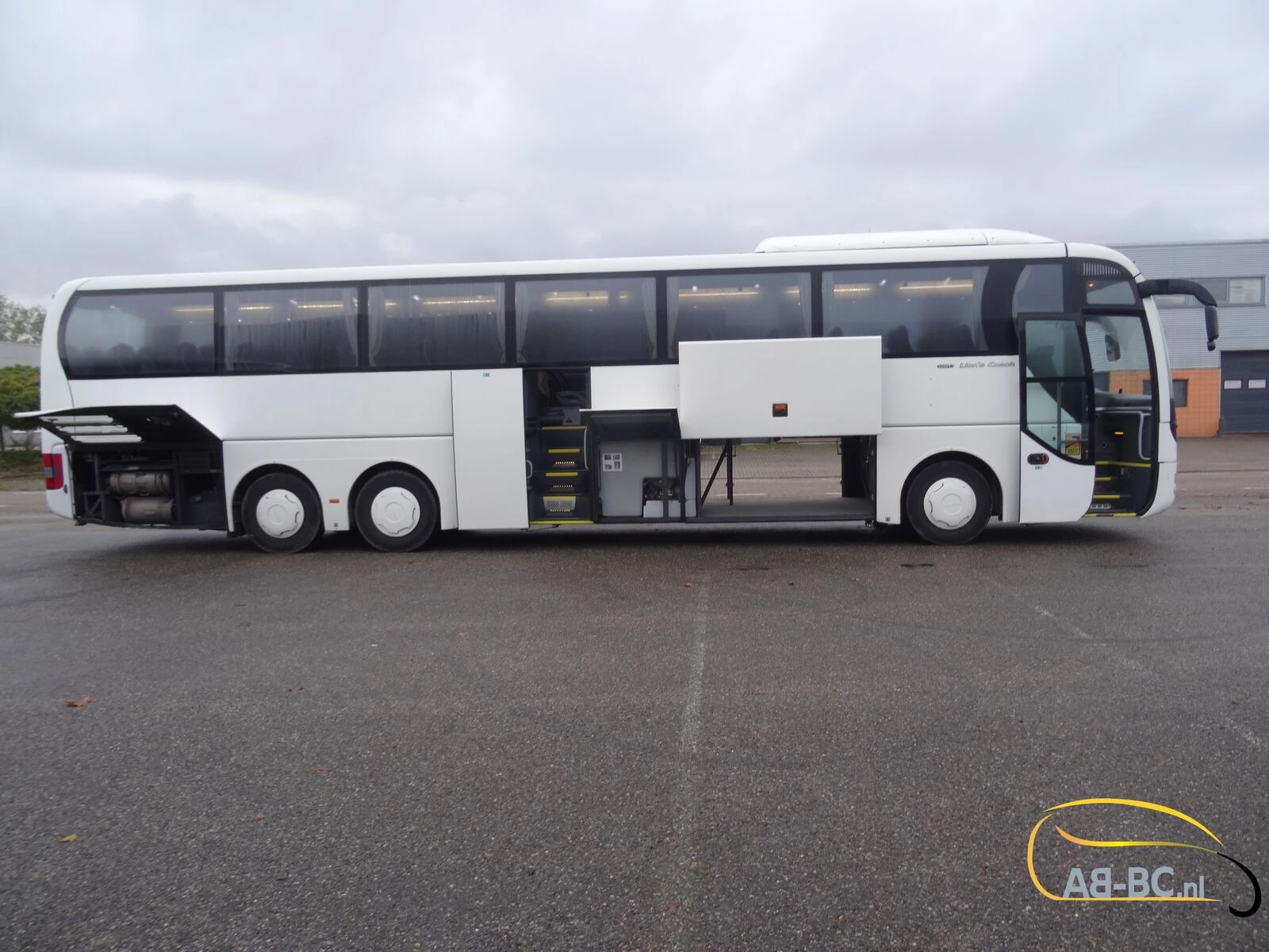 MAN R08 Lion's Coach 61 seats euro 6 2014 afbeelding 6