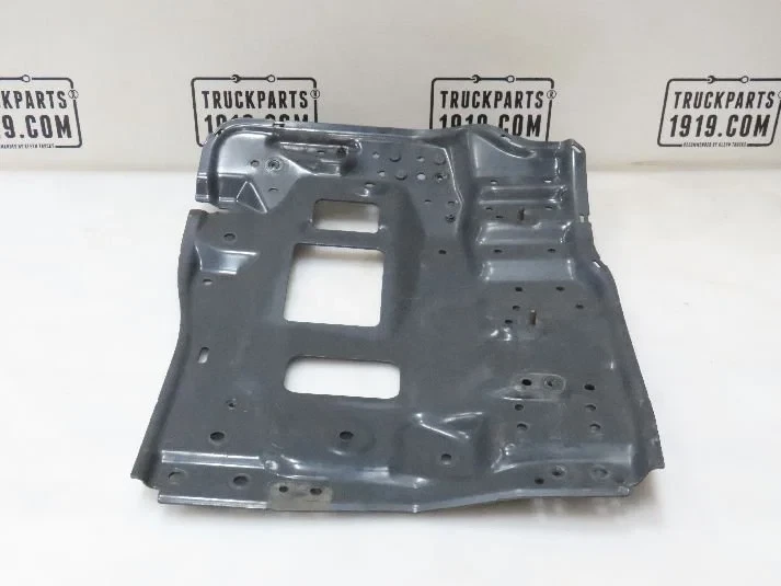 Scania - Body & Chassis Parts Instap frame Re. Scania afbeelding 1