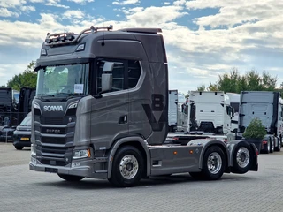 Scania S 2023 - 660S V8 NGS Highline 6x2 - Retarder - Full air - Leather - Led - Alloy wheels afbeelding 3 miniatuur
