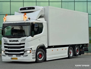 Scania G 2024 - 560 NGS FULL AIR RETARDER ONLY 96.000 KM ISOLATED BOX THERMO KING TAIL LIFT NEW CONDITION te koop