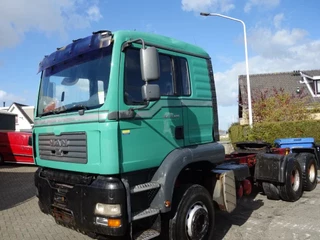 MAN TGA 2006 - 33.480 6X4 STEEL SPRINGS MANUAL GEARBOX,AIRCO,RETARDER image 2