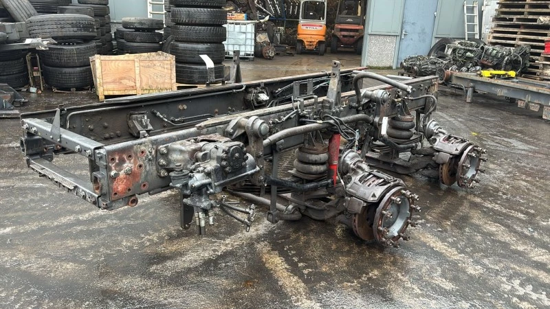 DAF 2011 - -GINAF FRONT CHASSIS 8X4 / 10X4 imagen 1