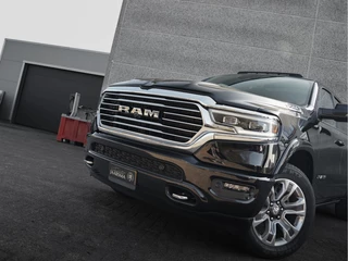 Dodge Ram 1500 2024 - Limited Longhorn 5.7L V8 4x4 Crew Cab image 10