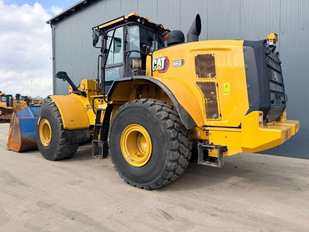 Cat 2022 - 966 14A Bild 3