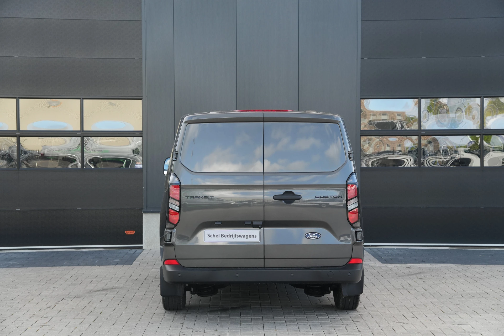 Ford Transit Custom 2026 - 320 2.0 TDCI L1H1 Trend 170pk - 2x Schuif - Camera - Stoelverwarming - Carplay - LED - Carplay - INCLUSIEF BPM obrázek 7