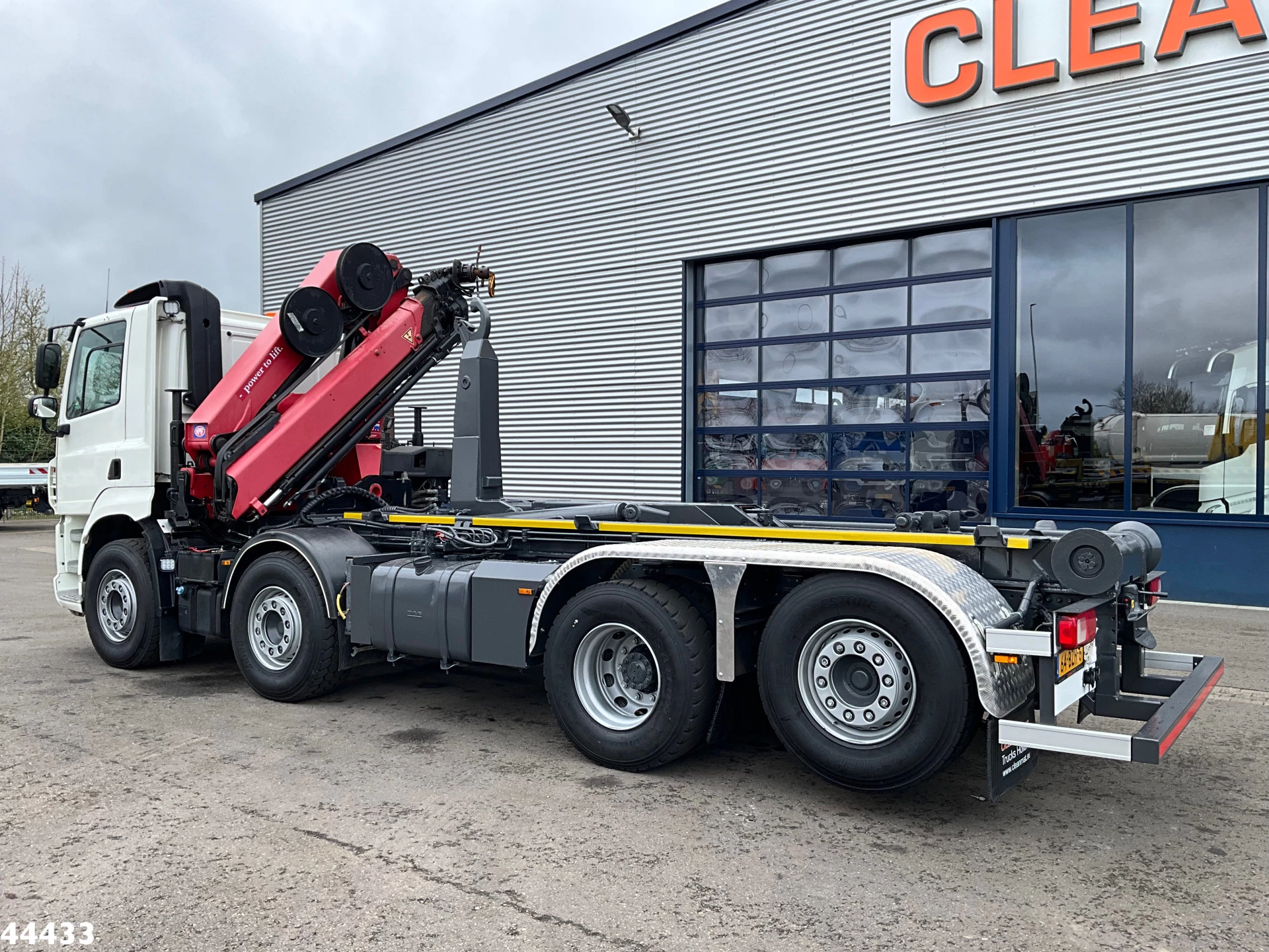 DAF FAX CF 480 Euro 6 HMF 26 Tonmeter laadkraan 2020 image 2