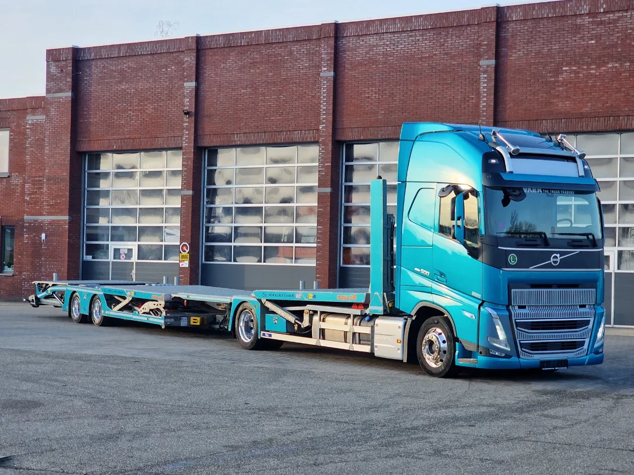 Volvo FH 2024 - 500 Globetrotter XL Cartransporter Blyss Modulo 6 - Like new - Low KM - I parkcool afbeelding 2