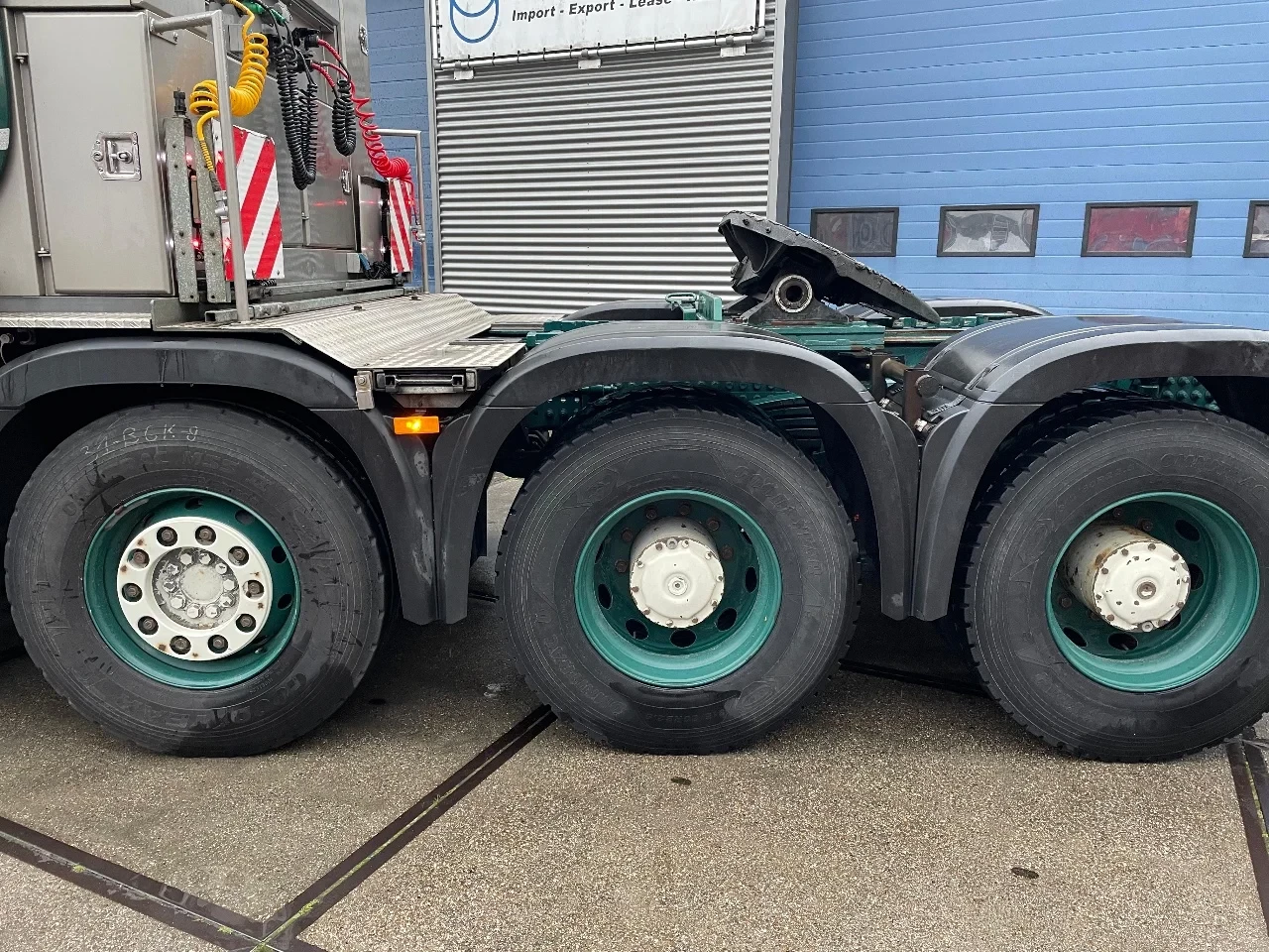 Mercedes-Benz Arocs 2015 - Arocs 4163 8x4/4 image 4