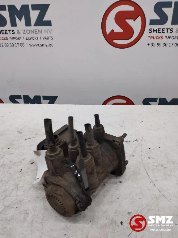 MAN TGX 2015 - Occ aanhangerregelklep MAN 81523016213 K020623 afbeelding 1
