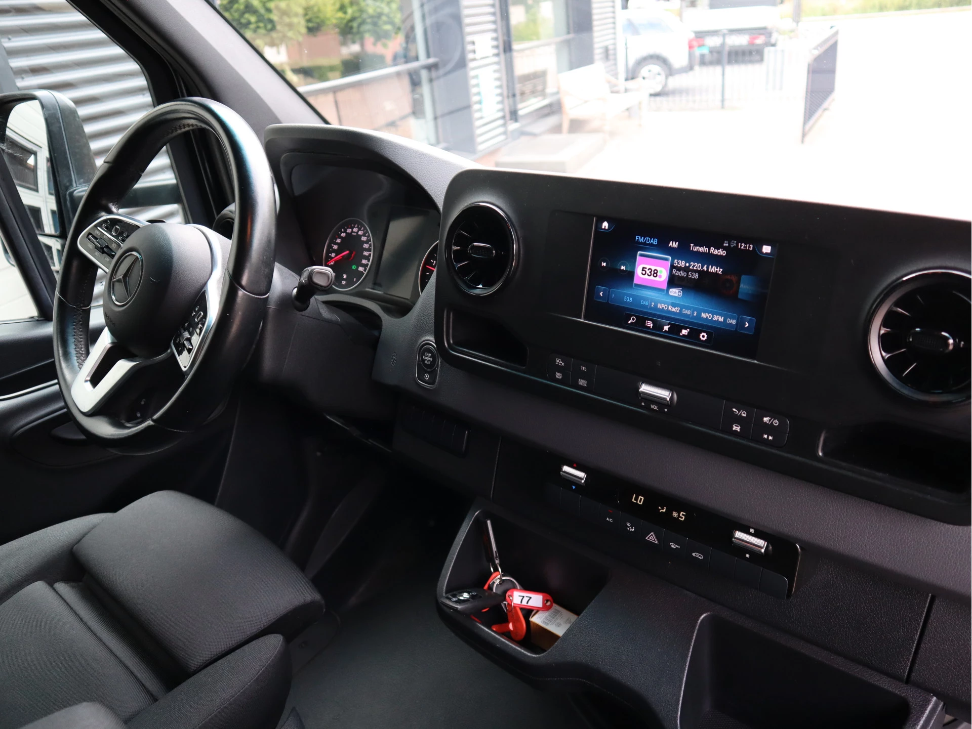 Mercedes-Benz Sprinter 2020 - 314 CDI Automaat Euro 6 - Bakwagen Laadklep - NL Auto - Mbux afbeelding 10